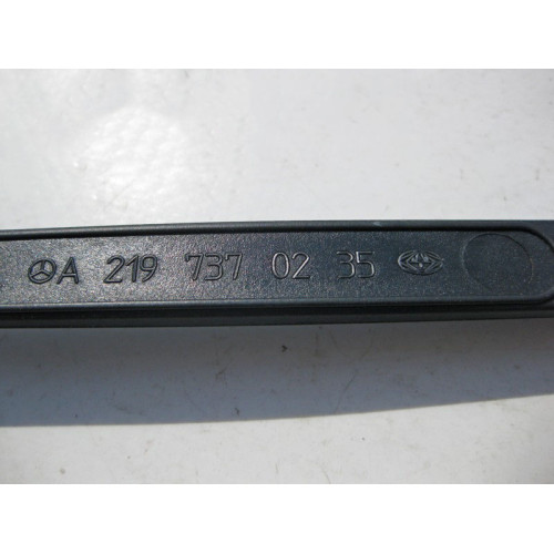 Mercedes-Benz A2197370235 Пластиковая направляющая планка уплотнительной резинки задней правой двери CLS C219
