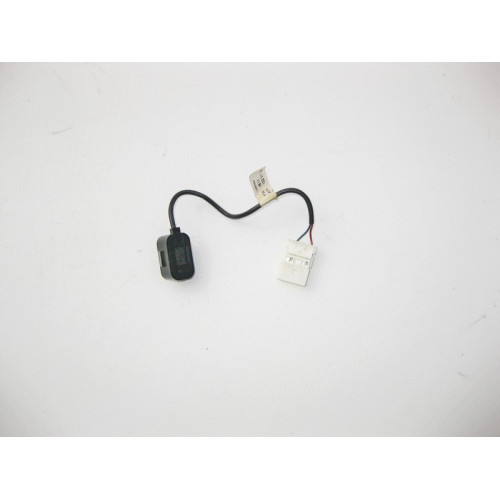 Mercedes-Benz A1648200235 Микрофон громкой связи ML W164 GL X164 R-Class W251