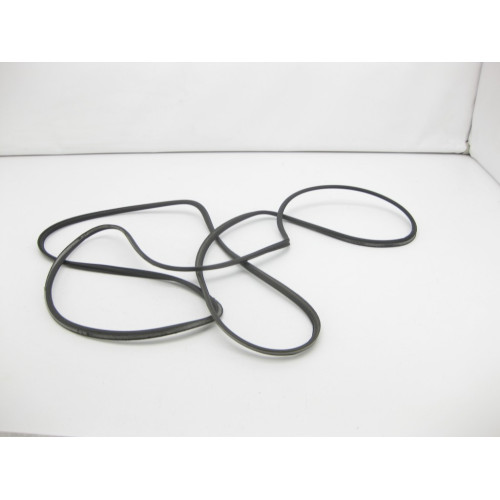 Mercedes-Benz A2927820100 GLE Coupe C292 sliding sunroof seal