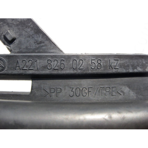 Mercedes-Benz A2218260258 Уплотнительная резинка правой фары S-Class W221