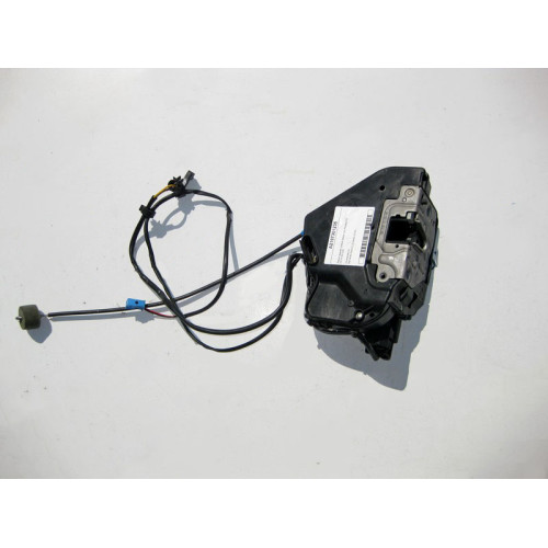 Mercedes-Benz A2197301235 Замок задней правой двери под Keyless-Go CLS C219