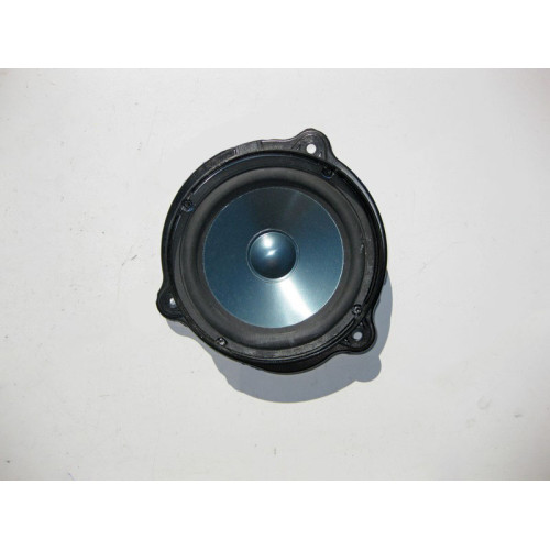 Mercedes-Benz A2198200102 Аудио динамик левой двери Harman/Kardon CLS C219