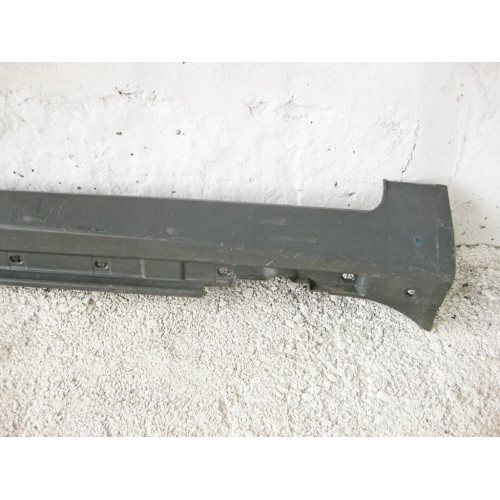 Audi 8E0853860 Накладка правого порога Audi A4 B6