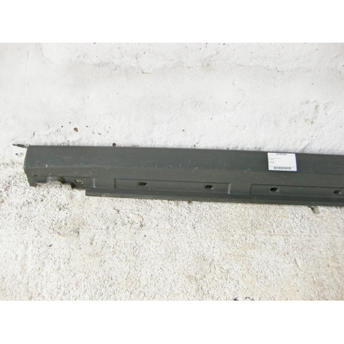 Audi 8E0853860 Накладка правого порога Audi A4 B6