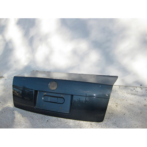 VAG 3B5827025AK Крышка багажника Volkswagen Passat B5+ (2001-2005) USA