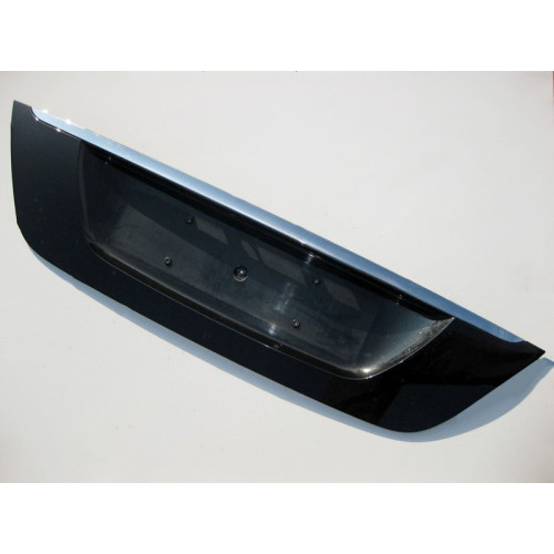 Mercedes-Benz A2118100173 Накладка номерного знака E-Class W211 рестайл