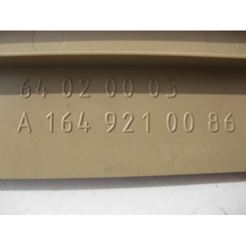 Mercedes-Benz A1649210086 8K67 Наружная крышка каркаса заднего левого сидения бежевая GL X164