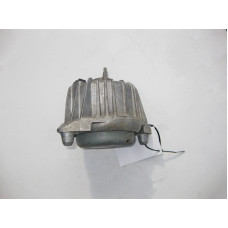 A2042402317 Подушка двигателя OM642 V6 3.0 cdi правая C-Class W204 E-Class W212 A2042400417