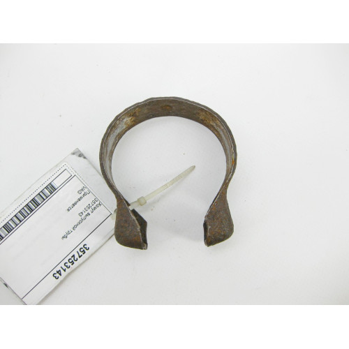 KJC 357253143 Хомут выпускной трубы VAG