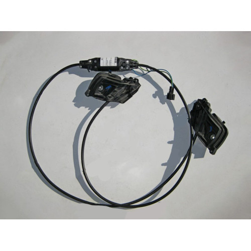 Mercedes-Benz A2118204942 Привод шторки багажника универсал E-Class S211