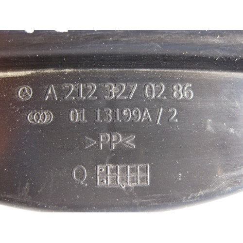 Mercedes-Benz A2123270286 Пластиковая крышка опоры передней стойки E-Class W212 CLS C218