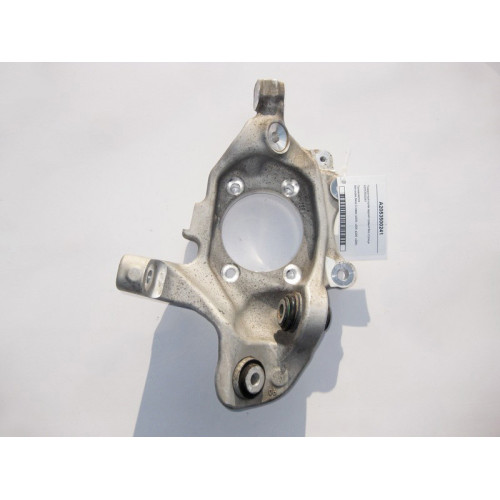 Mercedes-Benz A2053500241 Поворотный кулак задний правый без ступици C-Class W205