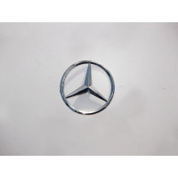 A2058174500 Значок - эмблема "Mercedes-Benz" на крышку багажника C-Class W205