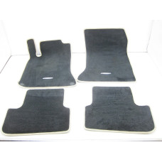 A1176801000 8S68 Floor mats for the CLA C117 GLA X156 A-class W176 B-class W246