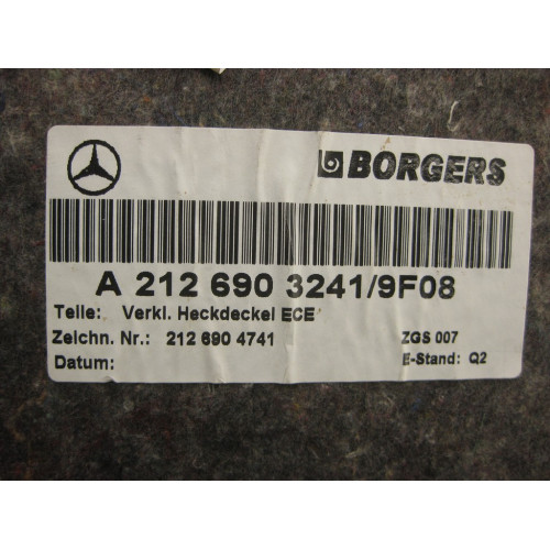 Mercedes-Benz A2126903241 9F08 Обшивка крышки багажника чёрная E-Class W212
