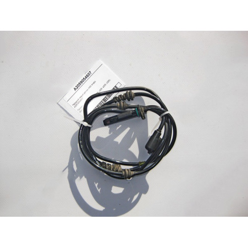 Mercedes-Benz A2059054607 Передний левый датчик ABS C-Class W205 4matic