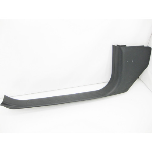 Mercedes-Benz A1666800135 9051 Внутренняя левая накладка порога чёрная ML/GLE W166 GL/GLS X166 GLE Coupe C292