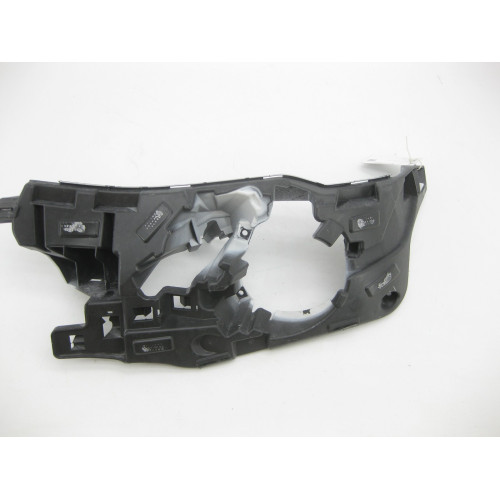 BMW 51117338563 Кронштейн туманки в передньому бампері зліва X4 F26