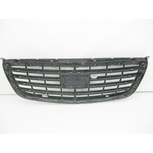 Mercedes-Benz A2228800683 9040 Radiator grille assembly for distronic radar