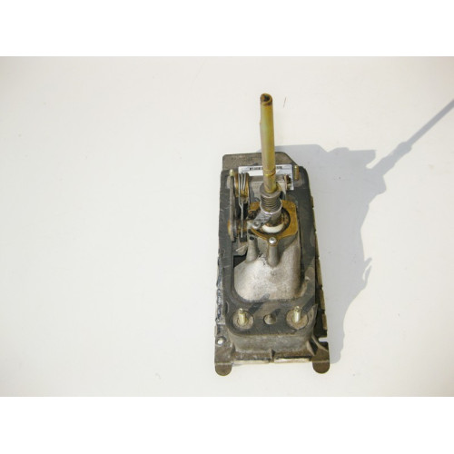 VAG 6Q0711061 Manual transmission selector assembly VW Polo 9N