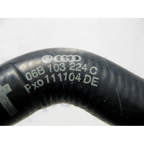 VAG 06B103224C Патрубок вентиляции картерных газов Audi A4 Skoda Superb Seat Exeo VW Passat