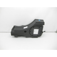 4M0035621J Subwoofer in the trunk