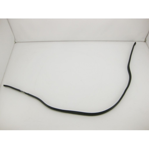 Mercedes-Benz A2116280298 Уплотнитель подкапотный E-Class W211