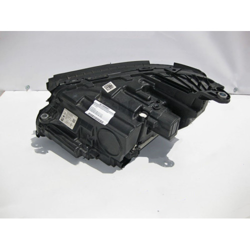 Mercedes-Benz A2139066601 Headlight right LED static E-Class W213 C238