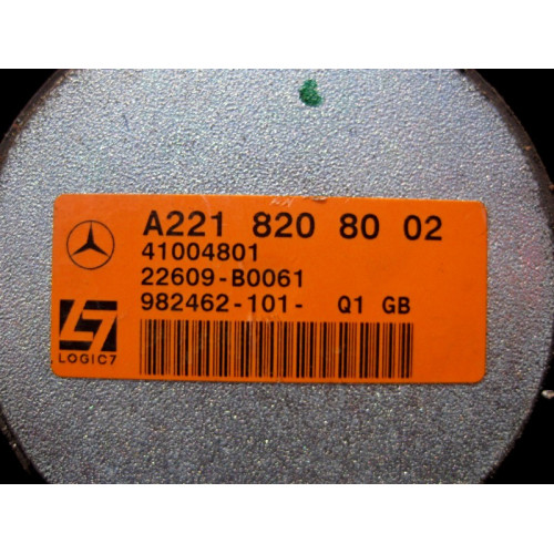Mercedes-Benz A2218208002 Аудио динамик задней двери Harman S-Class W221