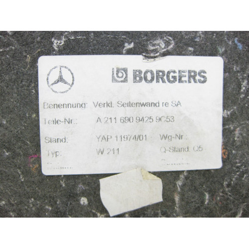 Mercedes-Benz A2116909425 9C53 Обшивка багажника правая антрацит E-Class W211