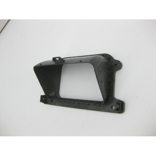 VAG 4M1815237B Воздуховод под капотом на печку (ном. на запчасти 4M1819904)