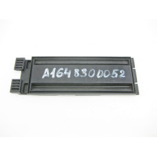 A1648300052 Крышка салонного фильтра GL X164 ML W164 R-class short W251 R-class long V251 ML/GLE W166 GL/GLS X166 GLE Coupe C292