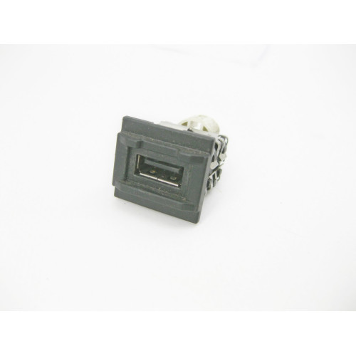 Mercedes-Benz A2218200087 Штекер USB S-Class W221 CL C216