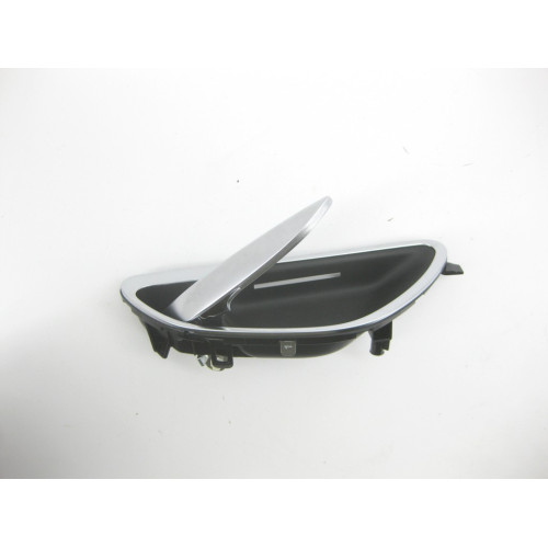 Mercedes-Benz A2057600300 9051 Внутрення ручка черная открытия задней левой двери C-Class W205 GLC X253 EQC N293 C-class Estate S205