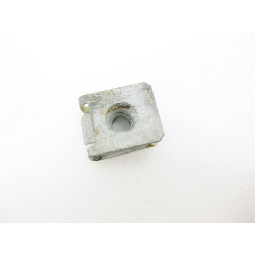 Mercedes-Benz A0049941445 Скоба крепежная с резьбой M6