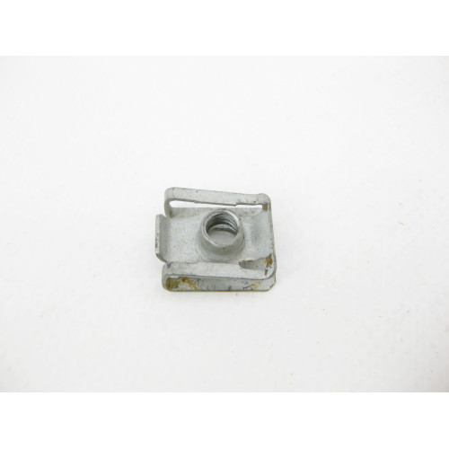 Mercedes-Benz A0049941445 Скоба крепежная с резьбой M6