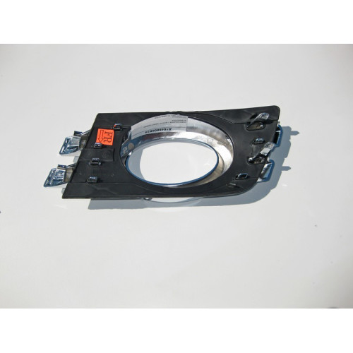 Mercedes-Benz A1648800824 Новая решётка с хромом правой туманки GL X164