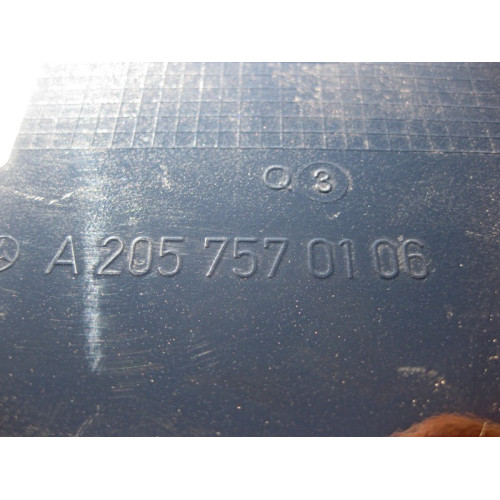 Mercedes-Benz A2057570106 Лючок бензобака C-Class W205