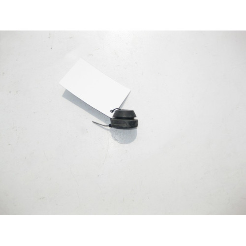 Mercedes-Benz A0004310037 Резиновый буфер для кронштейна