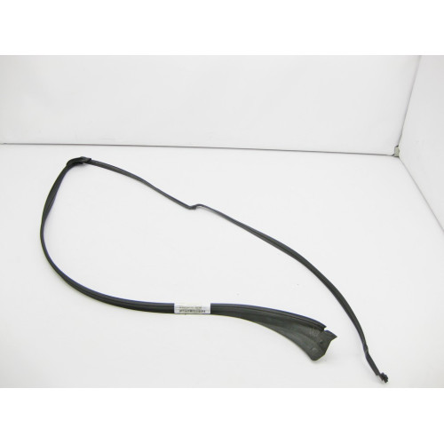 Mercedes-Benz A2217370130 Уплотнитель на рамке стекла задней левой двери S-Class W221 short