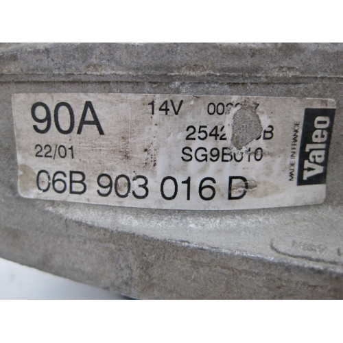 VAG 06B903016D Генератор Valeo 90A VAG