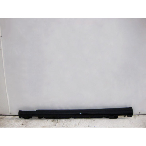 Mercedes-Benz A2056980354 Порог пластиковый левый Avantgarde C-Class W205