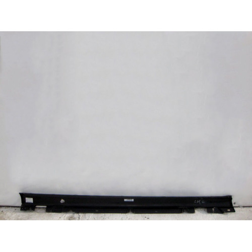 Mercedes-Benz A2056980354 Порог пластиковый левый Avantgarde C-Class W205