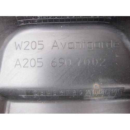Mercedes-Benz A2056980454 Порог пластиковый правый Avantgarde C-Class W205
