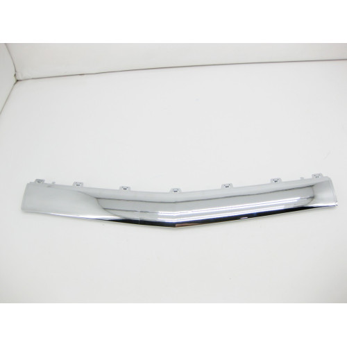 Mercedes-Benz A2188851774 Новая хром накладка бампера нижняя средняя AMG рестайлинг CLS C218