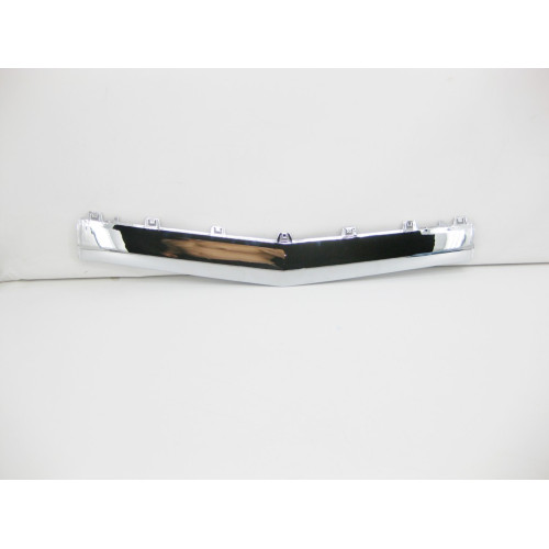 Mercedes-Benz A2188851774 Новая хром накладка бампера нижняя средняя AMG рестайлинг CLS C218