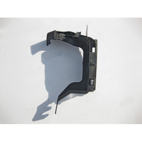 Mercedes-Benz A1646190214 Правый пластиковый кронштейн заднего бампера GL X164
