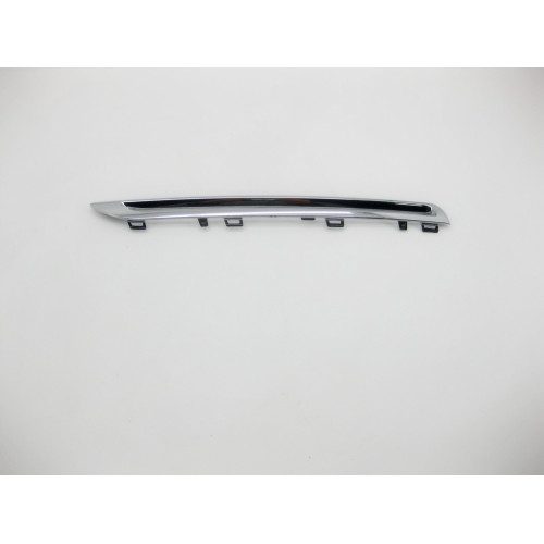 Mercedes-Benz A1668881685 Хром решётки радиатора нижний правый ML GLE W166