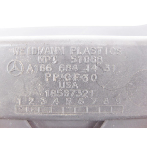 Mercedes-Benz A1666841431 9051 Консоль пола багажника правая черная GL/GLS X166