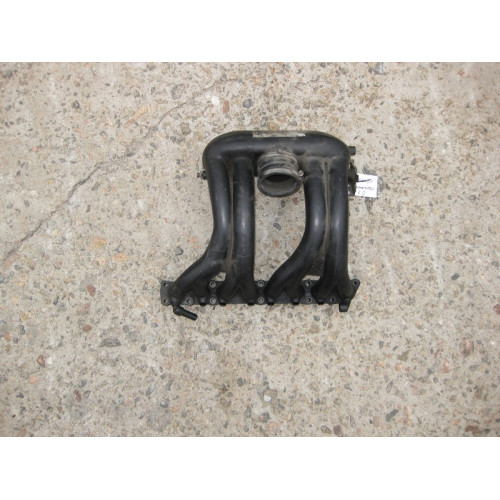 Mercedes-Benz A6041400401 Впускной коллектор для двигателя OM604 R4 2.2D